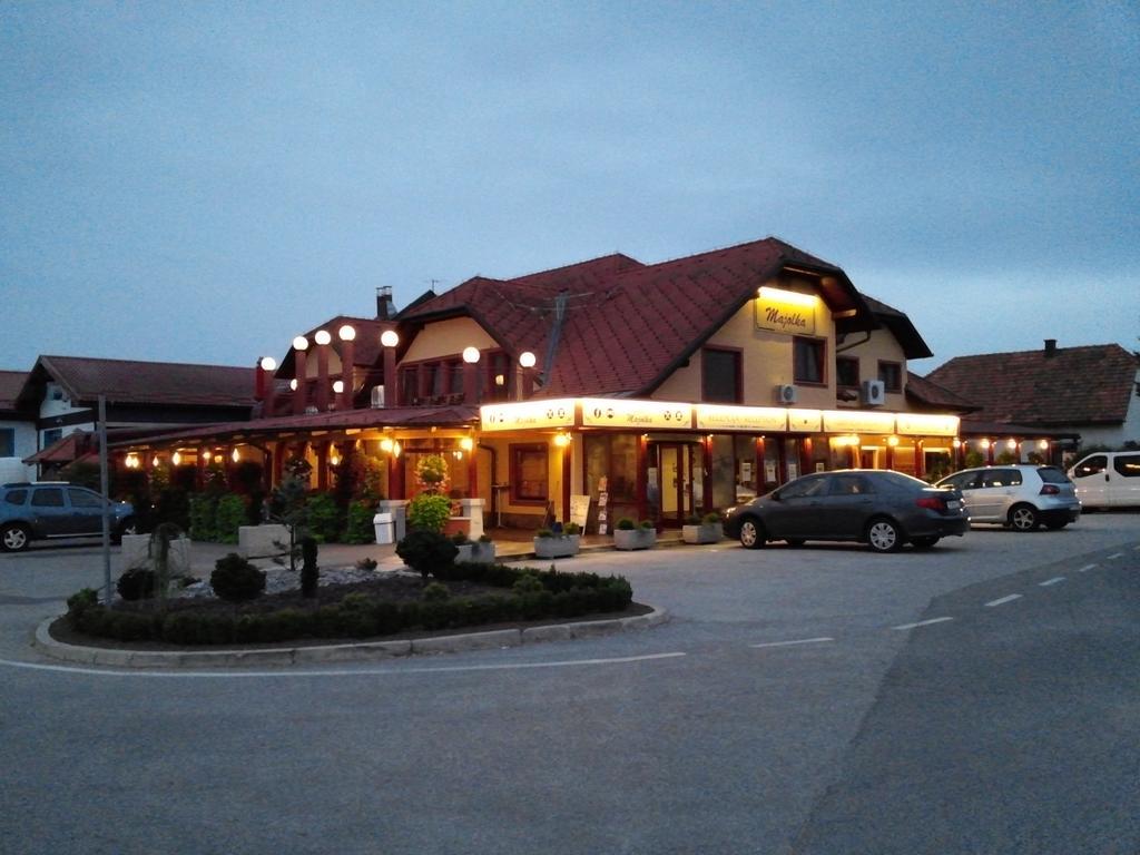 Motel Majolka Ptuj Exteriér fotografie