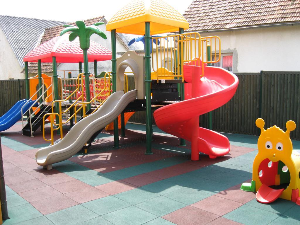 Motel Majolka Ptuj Exteriér fotografie